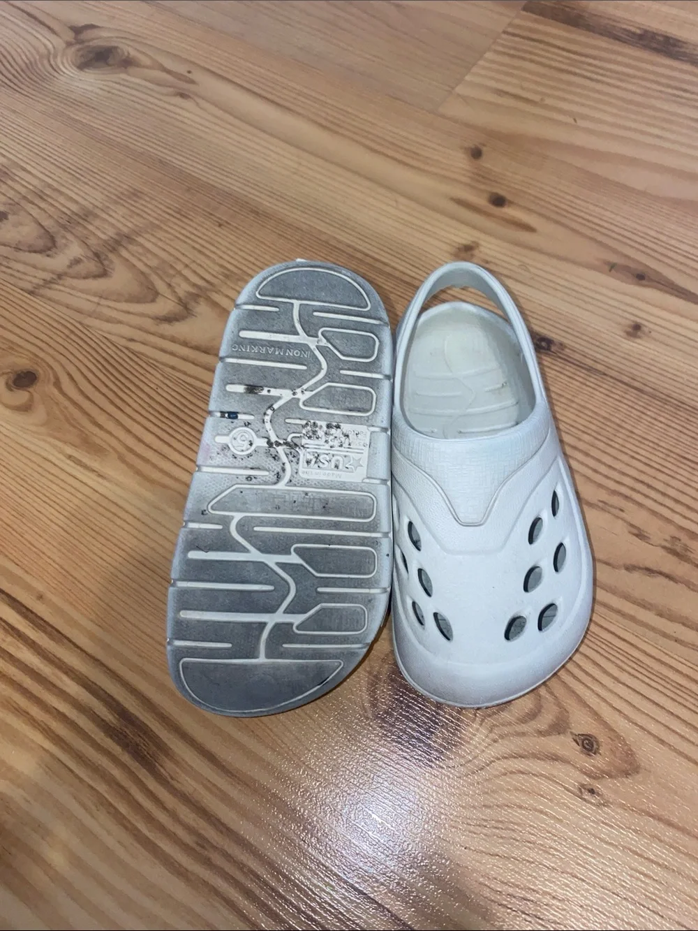Kids Cream Water Clog with Secure Heel Strap